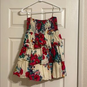 Floral strapless dress